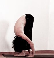 UTTANAPADASANA
