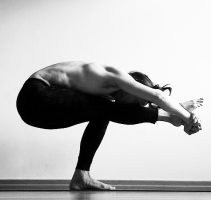 EKA PADA SHANKARASANA